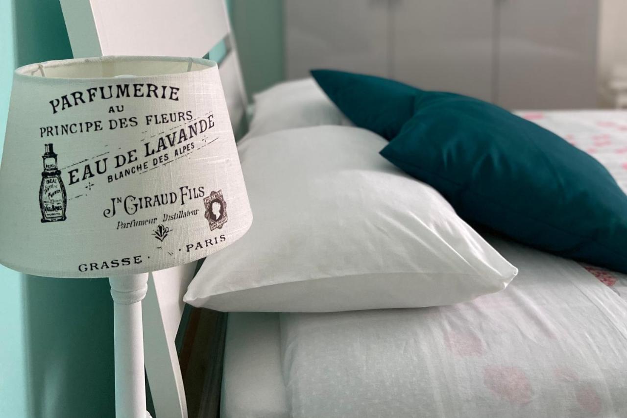 Appartement Il Nido Di Tiffany à Massino Visconti Extérieur photo