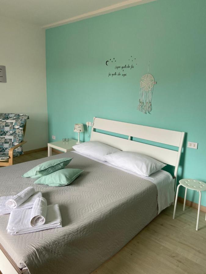 Appartement Il Nido Di Tiffany à Massino Visconti Extérieur photo