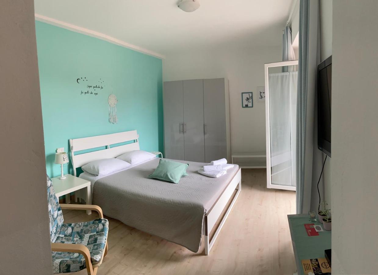 Appartement Il Nido Di Tiffany à Massino Visconti Extérieur photo